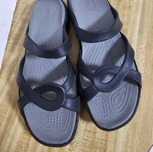Women's Crocs Meleen Twist Sandals Sz 10 Black Gray Slip On EUC *Flea Bite Toe